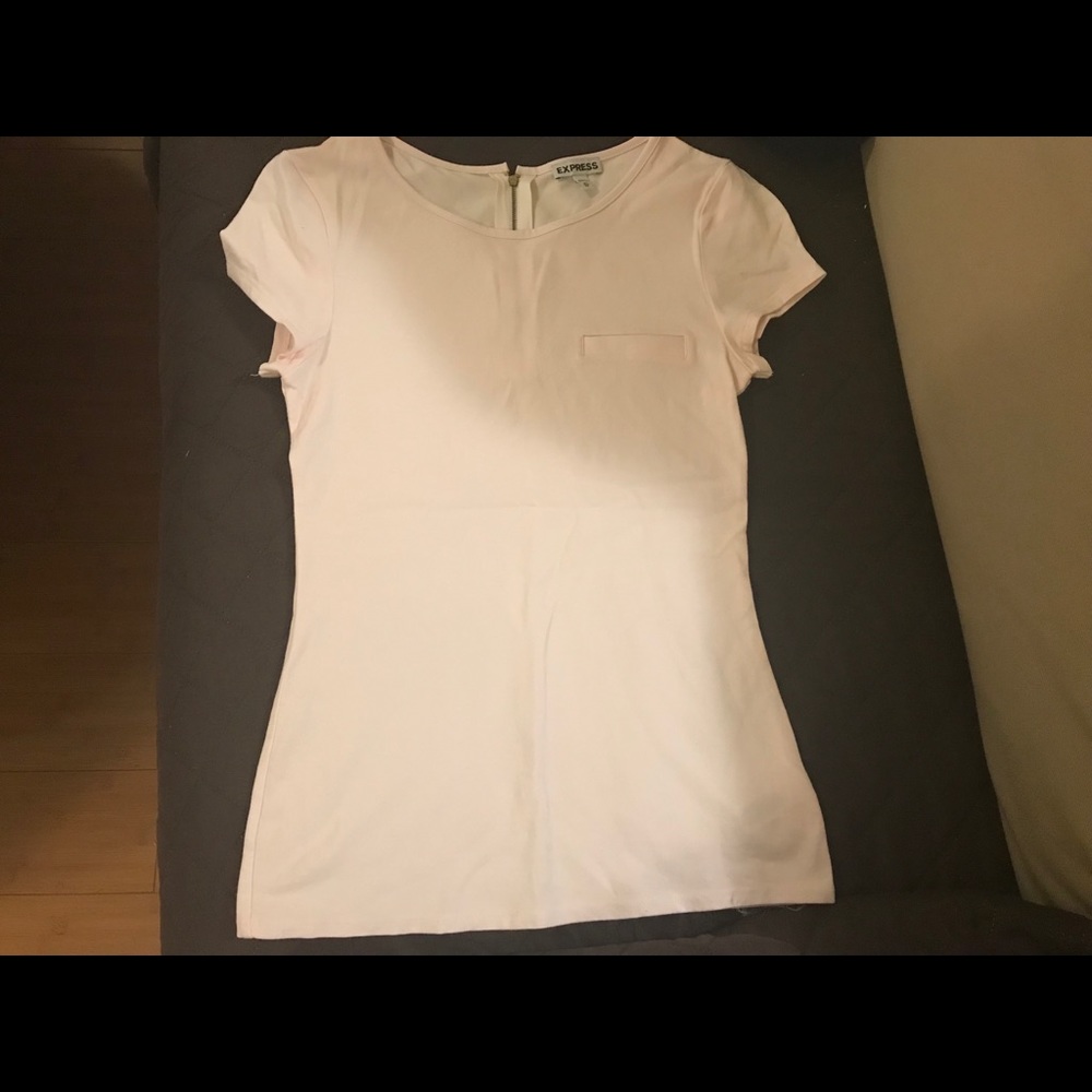 Express Light Pink Tee XS